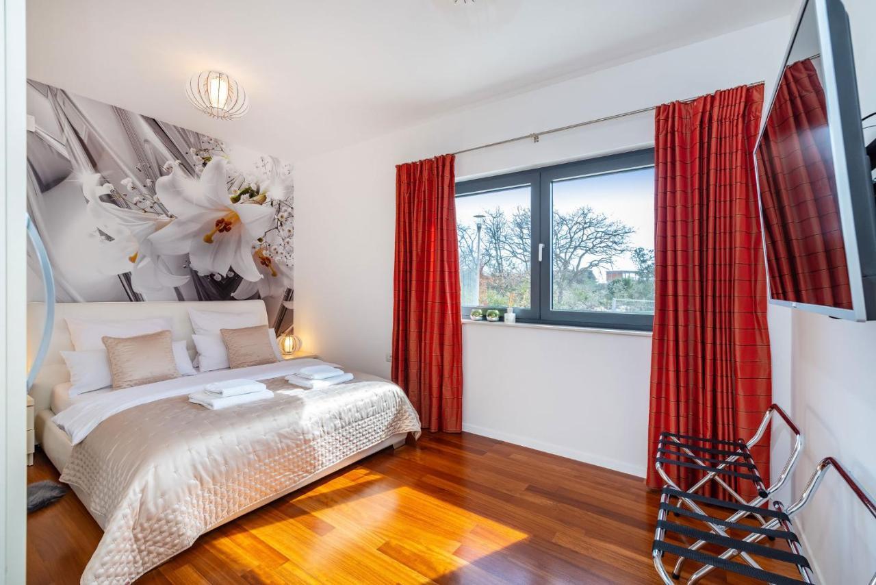 Apartman Darija Sukošan Kültér fotó